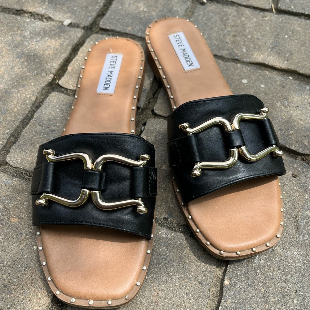 Steve Madden Black Slides 8.5 U.S. Alita Sandals
